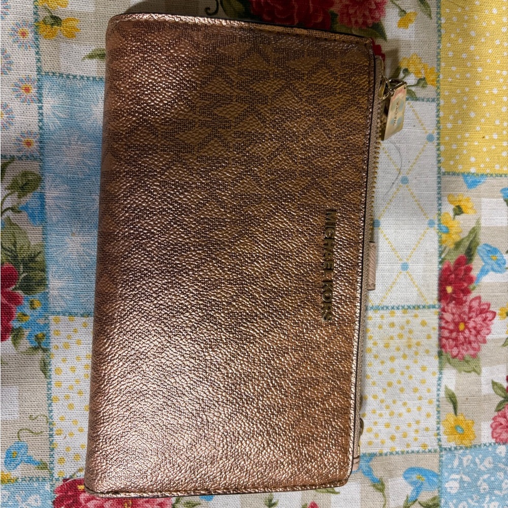 Michael Kors Shimmering Bronze Wallet